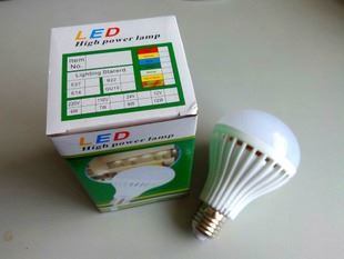 LED塑料球泡A款 Led塑料球泡燈 節能燈泡 Led球泡 正白 3W5W7W9W12W15W led燈泡圖片|LED塑料球泡A款 Led塑料球泡燈 節能燈泡 Led球泡 正白 3W5W7W9W12W15W led燈泡產品圖片由中山市古鎮澤坤照明電器廠公司生產提供-